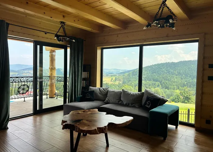 Dom Na Brzegu לימנובה